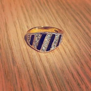 Black and gem striped ring
